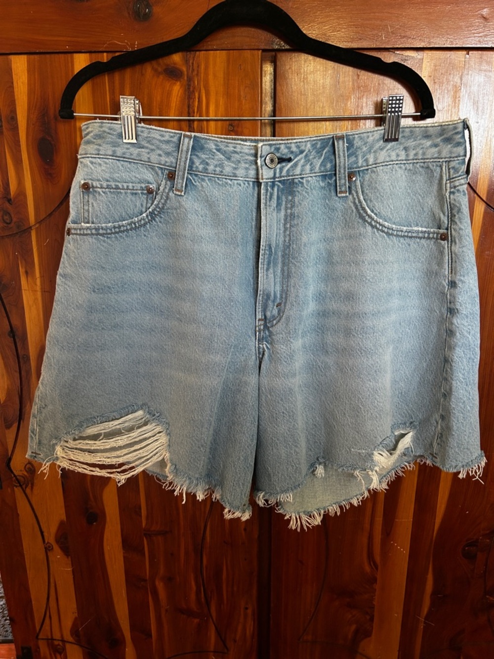 Abercrombie & Fitch CURVE LOVE Light Blue Distressed Denim Shorts